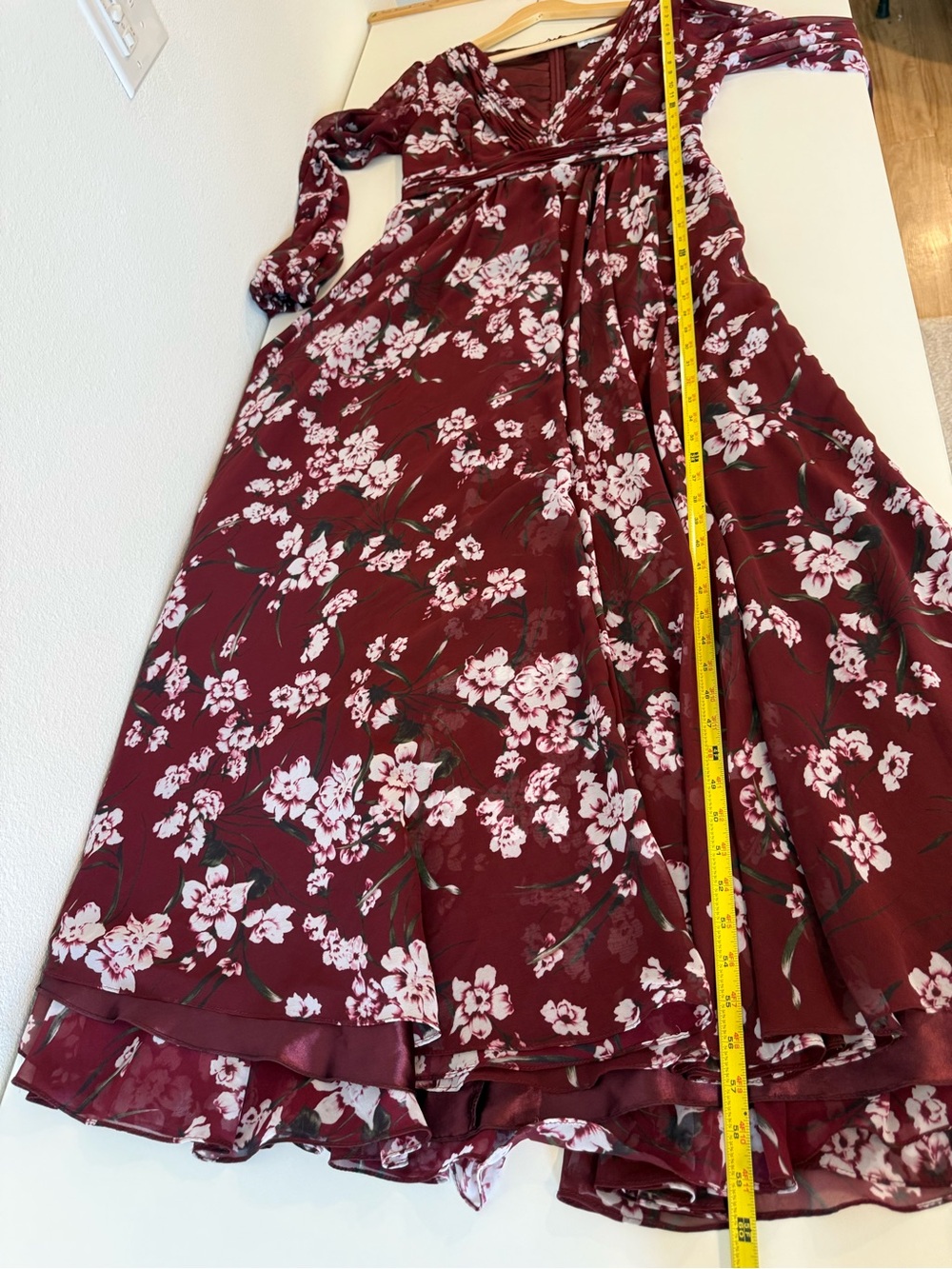 Mac Duggal Floral Chiffon Maxi
Gown Burgundy Sz 10 - Picture 14 of 16